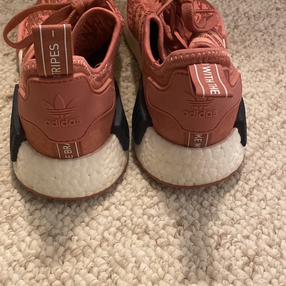 Adidas NMD R1 - Picture 4 of 7